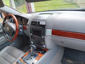 Volkswagen Touareg 3.0 - 5