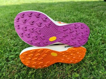 Nike dz0489-101 veľkosť 38.5 - 5