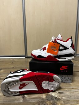 Jordan 4 Retro Fire Red (2020) - 5
