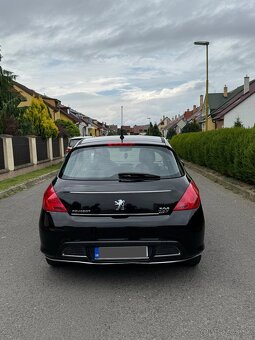 Peugeot 308 - 5