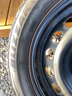 Zimné bridgestone 205/60r16 plecháče - 5