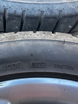 Letná sada 225/45 R17 91W originál Škoda - 5