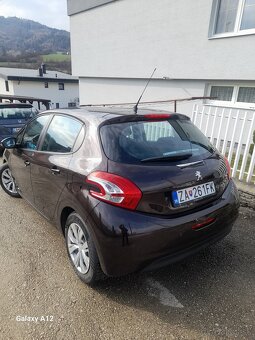 Predám Peugeot 208 1,4. - 5
