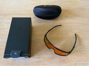 Oakley Sutro - 5