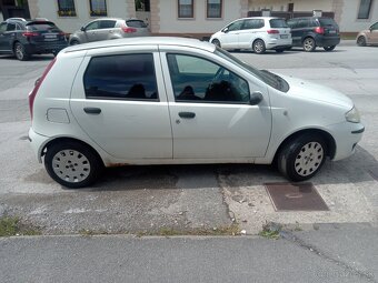 FIAT Punto 1,2 benzín 44 kW - 5
