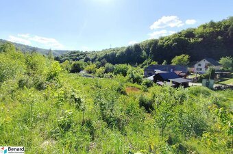 NÁDHERNÝ SLNEČNÝ POZEMOK POD LESOM, ZLATÁ BAŇA, 4331 m2 - 5