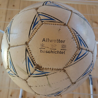 futbalové a basketbalové lopty - 5