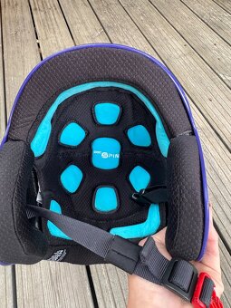 Poc lyziarska prilba - 5