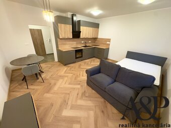 1 IZB. BYT V NOVOSTAVBE S PREDZÁHRADKOU A PARKOVNÝM MIESTOM, - 5