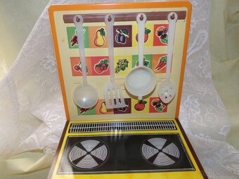 RETRO HRAČKA - VEĽKÝ DETSKÝ SPORÁČIK - 5