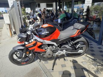 Predám Aprilia Tuono 457 - 5