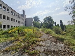 41609-Predaj areálu s veľkou parcelou v obci Širkovce - 5