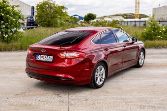 Ford Mondeo 2.0 TDCi Duratorq Titanium A/T - 5