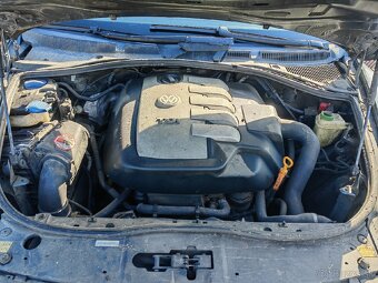 VW Touareg 2.5 tdi - 5
