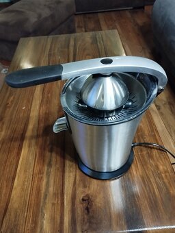 Elektrický odšťavovač - 5