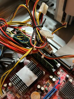 Kancelársky počítač - 5