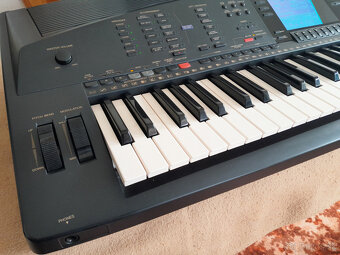 YAMAHA PSR 4000 - 5