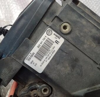 xenon bi-xenon pravy vw passat b6 svetlo prave 08- - 5