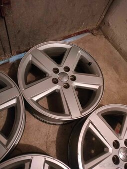 4ks alu disky orig. Jeep 5x114,3 r18 - 5