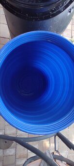 Plastové sudy srobovacie pevné 220 l - 5