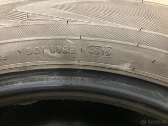 NOKIAN WR D4 215/65R16 zimné pneu - 5