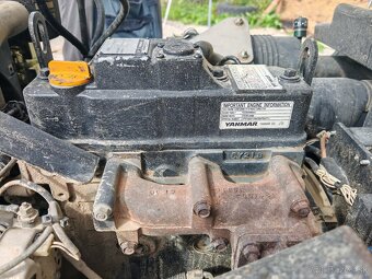 Vibračný cestný valec - 5