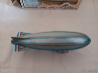 Stará kovová hračka Zeppelin - 5