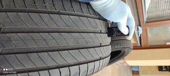 Predám letné pneumatiky 215/50 R17 - 5