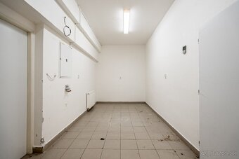 Obchodný priestor Šahy na predaj - 5