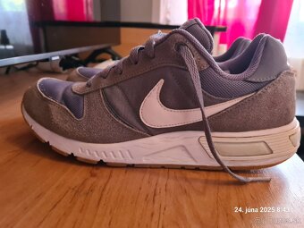 Nike nightgazer - 5