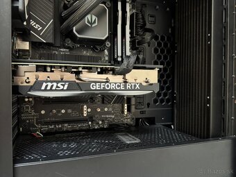 i7 13700KF\32GB\RTX 4070Ti\SSD\850W Zdroj - 5