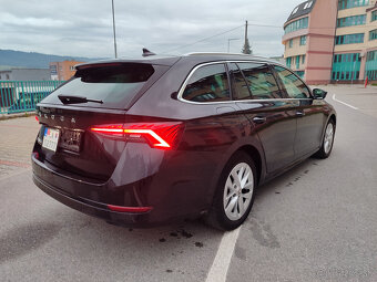 Škoda Octavia Combi 2.0 TDI DSG 2021 VIRTUAL MATRIX - 5