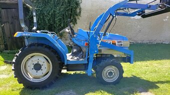 Malotraktor 4x4 s čelným nakladačom Iseki geas 21 - 5