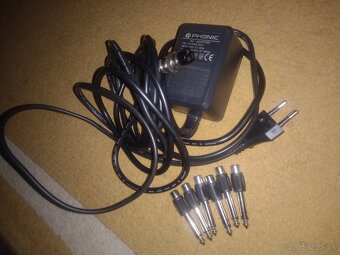 Phonic MU 802 - 5