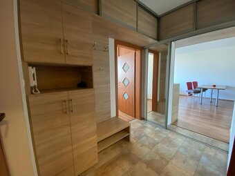 Príjemný 2i byt vo vyhľadávanej časti Ružinova - 5