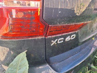 Volvo XC60 t5 rok 2019 ..2.0b 184kw - 5
