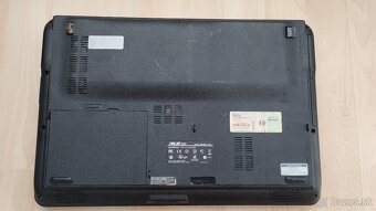 Predám notebook Asus - 5