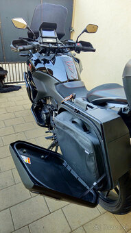 HONDA NT1100 - 5