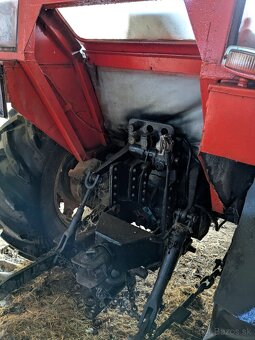 Traktor Zetor 5611 - široká kabina - 5