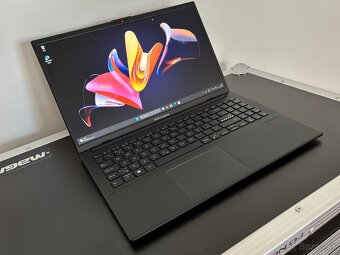 Asus/Notebook 15.6"/4GB RAM DDR5/128GB NvMe SSD/InteHD - 5
