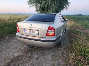 Škoda octavia 1 1.6 2004 - 5