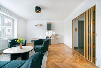 NA PREDAJ 3 izbový byt s garážou, 2x pivnica, Nové Mesto n/V - 5