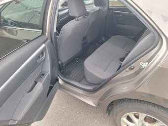 Toyota Corolla 1.6 l Valvematic Executive - 5