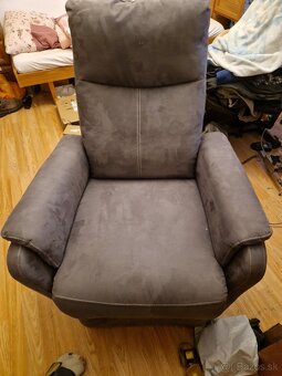 Predám elektrické kreslo - armchair, lazy boy za 150eur - 5