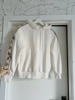 NOVE Guess mikina rozne druhy a farby XS (aj pre S) - 5
