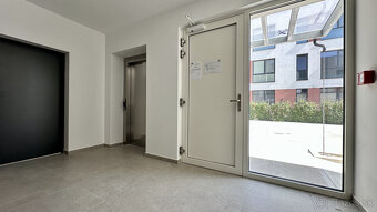 PREDAJ - Nebytový priestor 35 m2 - 5