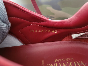 Valentino Garavani. 100% original - 5