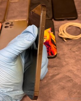 Apple iPhone 12 Pro 256 GB Graphite / nová batéria - 5