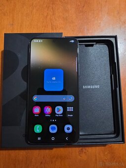 Samsung Galaxy S22 128/8GB, Phantom Black - 5