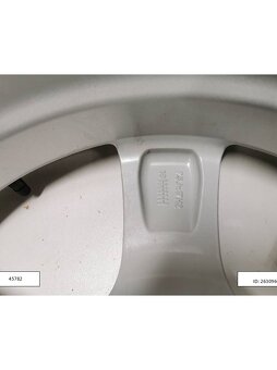 Alu disky Škoda Superb, Karoq, Octavia R17 5x112 7,5J ET37 1 - 5